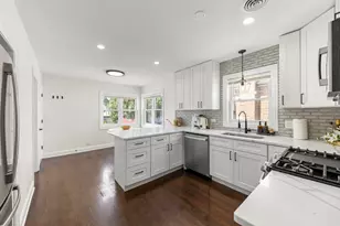 11416 S Sawyer Ave, Chicago, IL 60655 - Photo 6