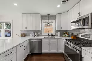 11416 S Sawyer Ave, Chicago, IL 60655 - Photo 10
