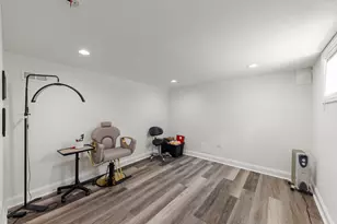 11416 S Sawyer Ave, Chicago, IL 60655 - Photo 20