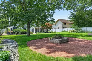 693 Exmoor Terrace, Crystal Lake, IL 60014 - Photo 32