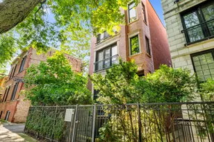 2115 W Crystal St, Chicago, IL 60622 - Photo 2