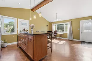 7046 W 72nd Pl, Chicago, IL 60638 - Photo 16
