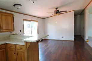 746 Mallard Cir, Sandwich, IL 60548 - Photo 4