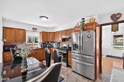 600 W Bob O Link Road, Mount Prospect, IL 60056 - Photo 2