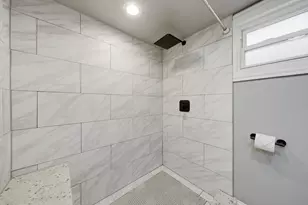6153 W 63rd St, Chicago, IL 60638 - Photo 18