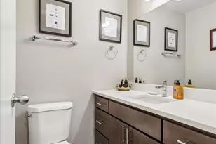 1730 N Clark St, Chicago, IL 60614 - Photo 4