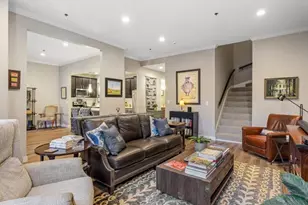 1730 N Clark St, Chicago, IL 60614 - Photo 8