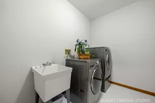2760 Castlewood Ct, Aurora, IL 60504 - Photo 18