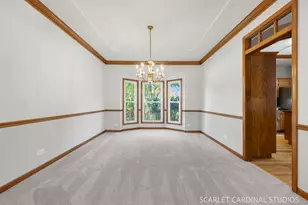 2760 Castlewood Ct, Aurora, IL 60504 - Photo 8