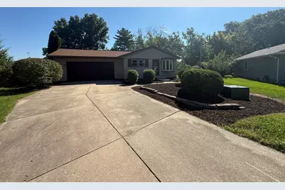 320 Midwestern Drive, Ottawa, IL 61350 - Photo 1