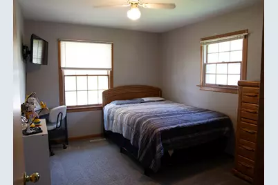 1015 Suncrest Drive, Fulton, IL 61252 - Photo 8