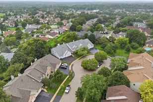 66 Beechmont Ct, Schaumburg, IL 60193 - Photo 10