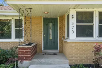 370 Oakwood Drive, Crete, IL 60417 - Photo 2