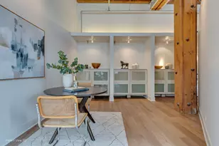 1872 N Clybourn Ave, Chicago, IL 60614 - Photo 12