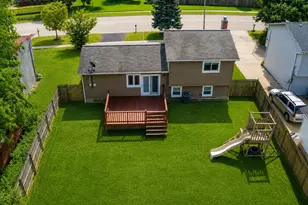 206 E Briarcliff Rd, Bolingbrook, IL 60440 - Photo 2