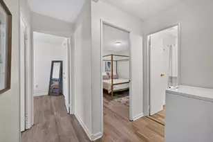103 Willow Rd, Streamwood, IL 60107 - Photo 10