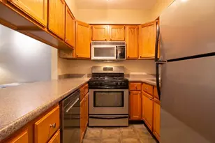 2044 N Larrabee St, Chicago, IL 60614 - Photo 16