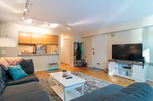 2044 N Larrabee St, Chicago, IL 60614 - Photo 14