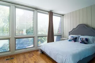 2044 N Larrabee St, Chicago, IL 60614 - Photo 10