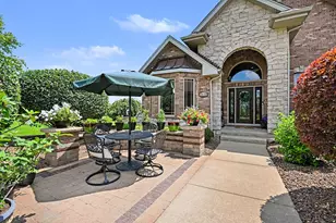 10139 W Tall Grass Ln, Monee, IL 60449 - Photo 4