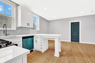 2704 W 24th Pl, Chicago, IL 60608 - Photo 8