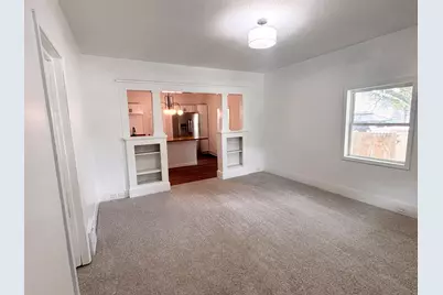 617 E 4th Street, Centralia, IL 62801 - Photo 4