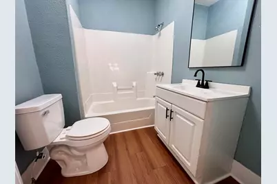 617 E 4th Street, Centralia, IL 62801 - Photo 8