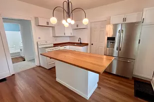 617 E 4th St, Centralia, IL 62801 - Photo 6