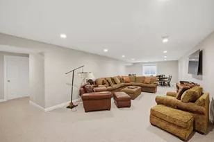 1934 Parkside Dr, Sycamore, IL 60178 - Photo 32