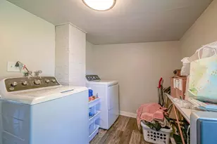 1009 S 4th St, Oregon, IL 61061 - Photo 14