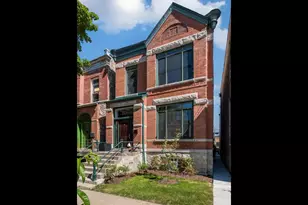 2436 W Superior St, Chicago, IL 60612 - Photo 2