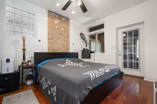 2436 W Superior St, Chicago, IL 60612 - Photo 10
