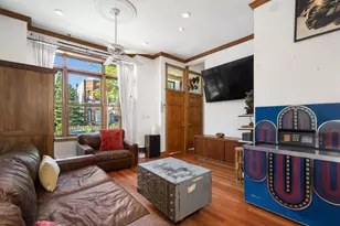 2436 W Superior St, Chicago, IL 60612 - Photo 4