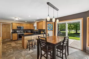 12743 Vestas Pl, Belvidere, IL 61008 - Photo 4