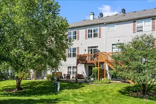 549 Peregrine Pkwy, Bartlett, IL 60103 - Photo 32