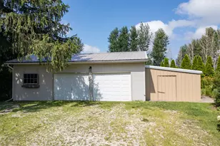 631 N Adams St, Kewanee, IL 61443 - Photo 4