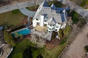 9280 Cascade Cir, Burr Ridge, IL 60527 - Photo 2