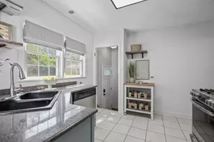 422 Harden St, Antioch, IL 60002 - Photo 6