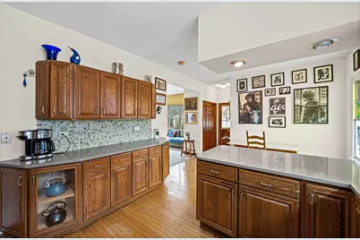 1538 Oakwood Avenue, Highland Park, IL 60035 - Photo 12