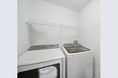 435 E Railroad Avenue, Bartlett, IL 60103 - Photo 30