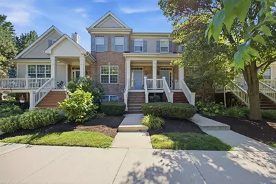 435 E Railroad Avenue, Bartlett, IL 60103 - Photo 4