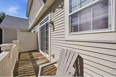 435 E Railroad Avenue, Bartlett, IL 60103 - Photo 28