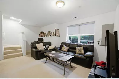 435 E Railroad Avenue, Bartlett, IL 60103 - Photo 26