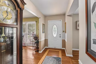 1644 Swallow Street, Naperville, IL 60565 - Photo 2