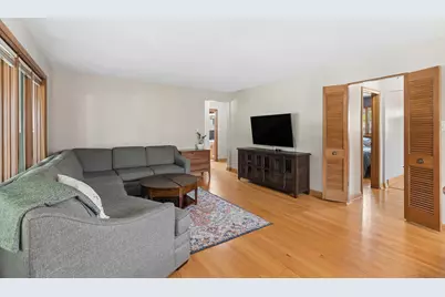 10025 S 53rd Avenue, Oak Lawn, IL 60453 - Photo 6