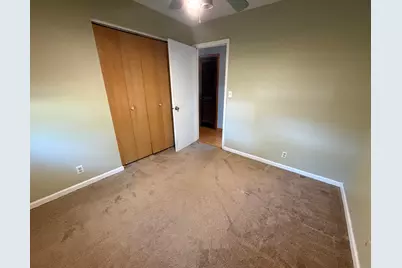 8 Sandburg Court, Clifton, IL 61727 - Photo 26