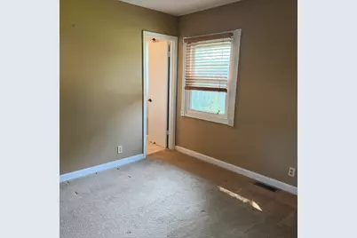 8 Sandburg Court, Clifton, IL 61727 - Photo 18