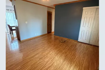 8 Sandburg Court, Clifton, IL 61727 - Photo 10