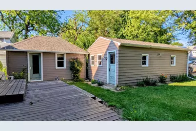 111 N Wesley Avenue, Mount Morris, IL 61054 - Photo 4