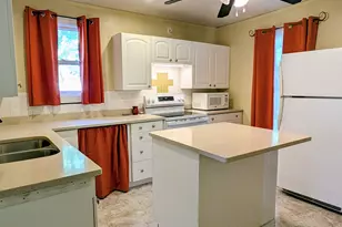 111 N Wesley Ave, Mount Morris, IL 61054 - Photo 8